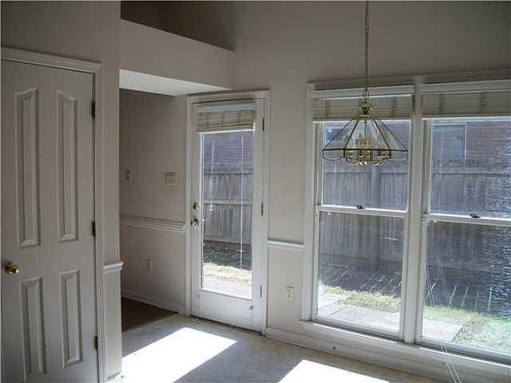 5th image of 1232 Cordova Green Dr