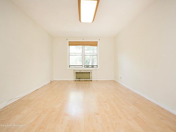 4th image of 140-10 84th Dr APT 1K