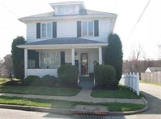 566 Pitt St, Leechburg, PA