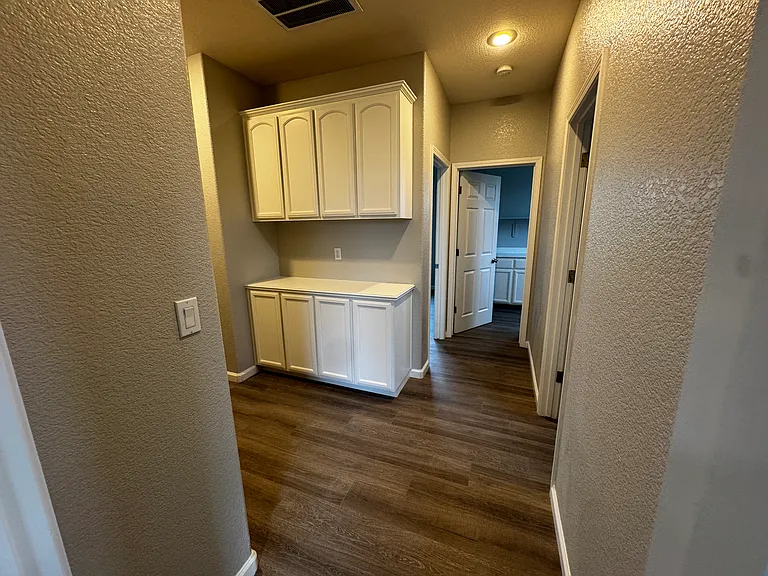 4361 Tahama Ln — Photo 14