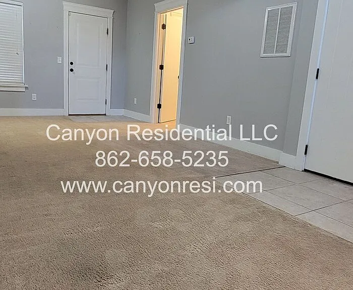 7451 Pfizer Dr — Photo 26
