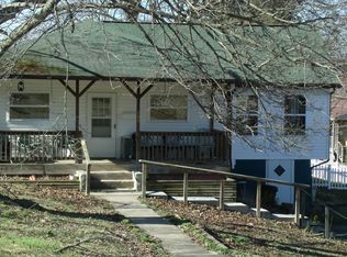 209 Keller Ave, Fayetteville, WV 25840
