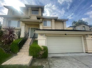 24281 Ridgecreek Ln, Hayward, CA 94541