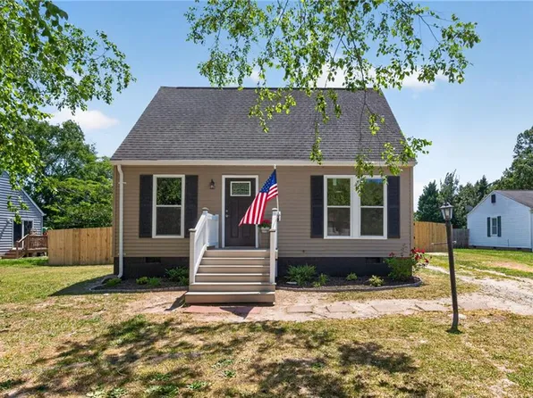 103 Sandpiper Dr, Smithfield, VA 23430