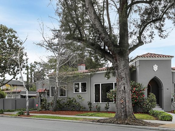 2nd image of 788 Forest Ave