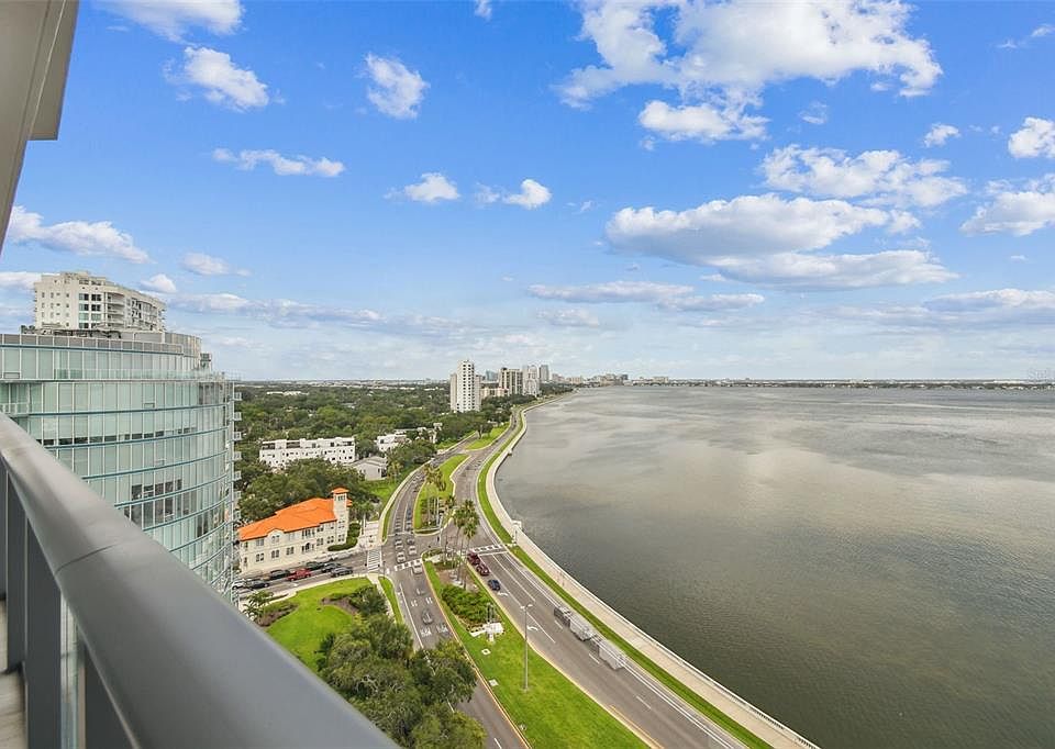 1st image of 3101 BAYSHORE BOULEVARD #1402