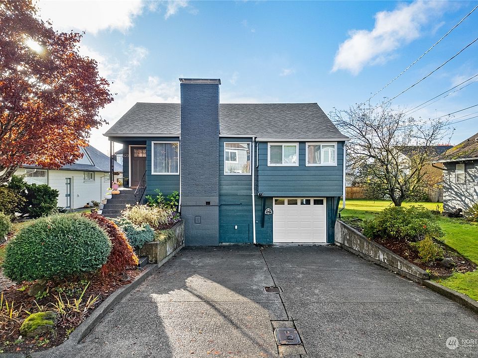 1st image of 623 Essex Avenue