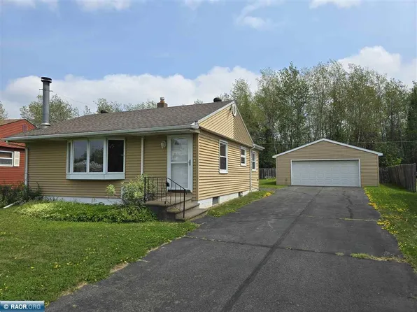 5444 Park Dr, Mountain Iron, MN 55768