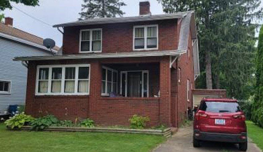 1st image of 26 Budlong St
