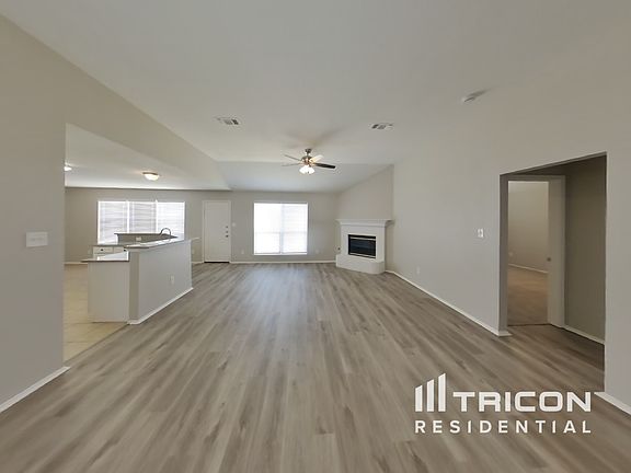 3rd image of 7203 Fossil Hill Dr