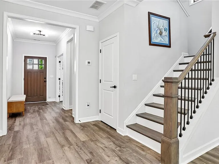 3722 Silvery Way — Photo 2