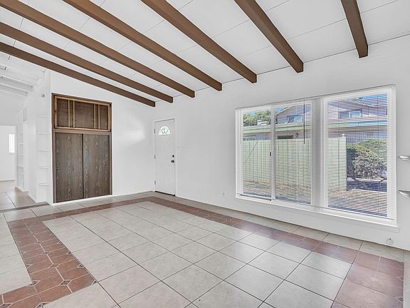 5th image of 2304 McGinley Ave