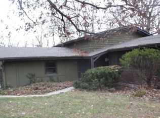 2337 Valley View Ln, Park Forest, IL 60466