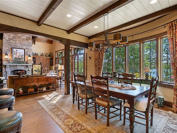 5th image of 104 Crooked Stick Ct