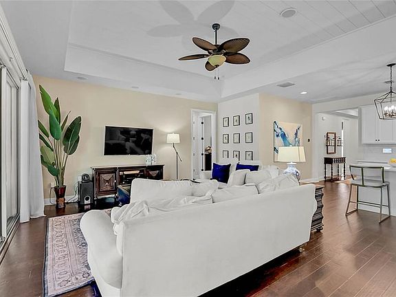 5th image of 11560 Tapestry Ln