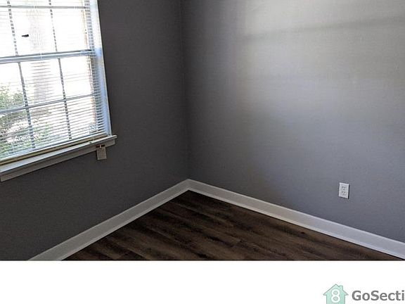 4th image of 3173 Montwood Dr