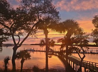 6 Village North Dr APT 129, Hilton Head Island, SC 29926