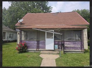 308 Cleveland St, Charleston, MO 63834