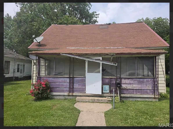 308 Cleveland St, Charleston, MO 63834