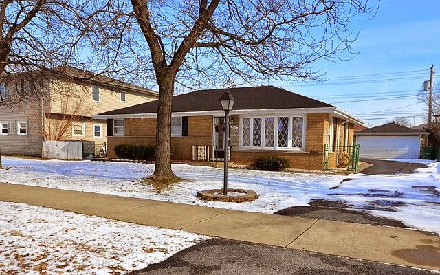 1st image of 8111 Newland Ave