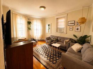 195 Winthrop Rd #3, Brookline, MA 02445
