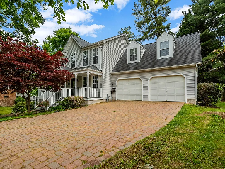 10929 Park Rd — Photo 3