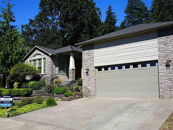 2nd image of 350 Tillicum Dr