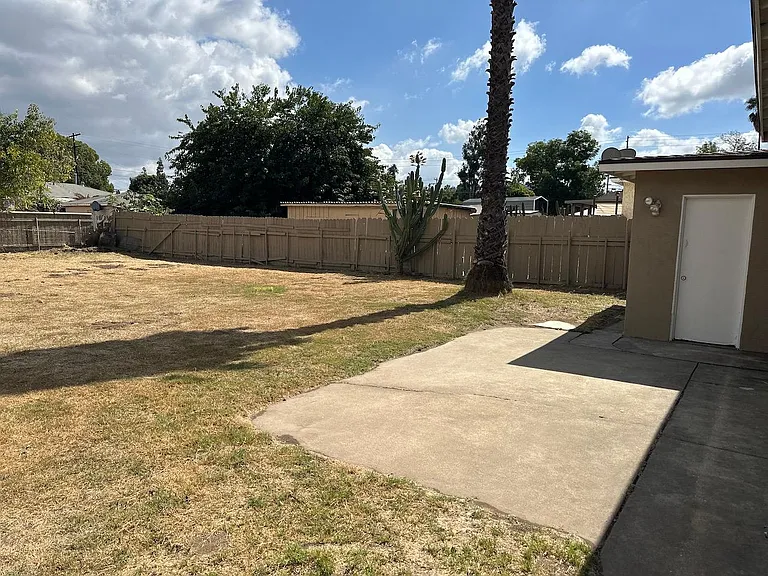 623 Prescott Ave — Photo 13