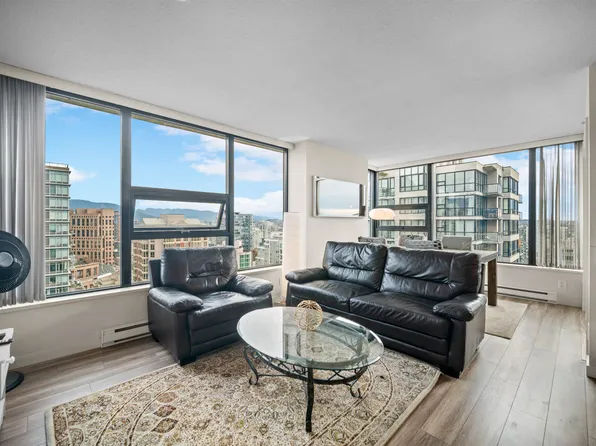 928 Homer St #3104, Vancouver, BC V6B 1T7