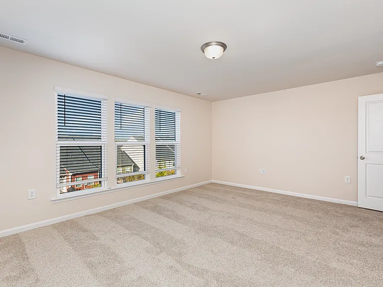 1009 Sycaten St — Photo 14