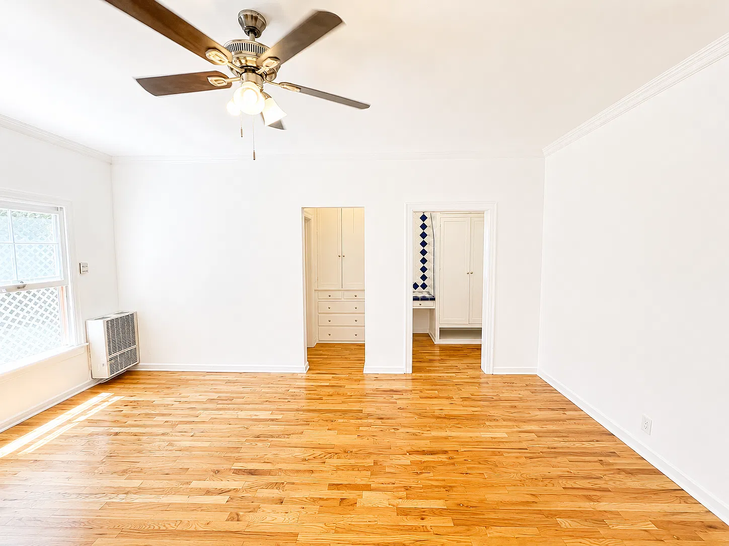 Studio, 800 sqft, $2,250 — Photo 3