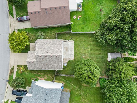 5th image of 6206 Alonzo Dr