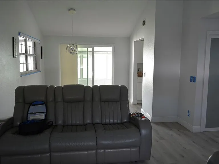 8201 Donaldson Dr — Photo 8