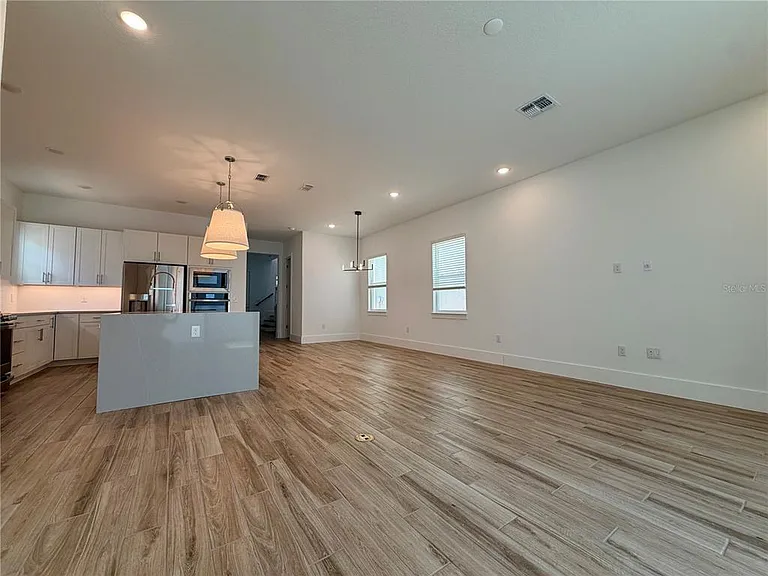 12438 Clear Sapphire Dr — Photo 13