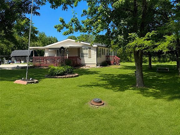 2nd image of 5 Ridgewood Ln