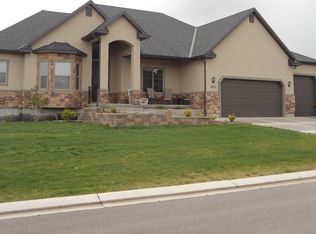 8823 N Stonebridge Ln, Eagle Mountain, UT 84005