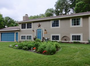 5079 Cottage Ln, White Bear Township, MN 55110
