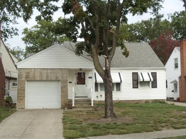27111 Parkwood Dr, Euclid, OH 44132