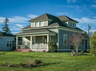 965 Harrison Ave, Blaine, WA 98230