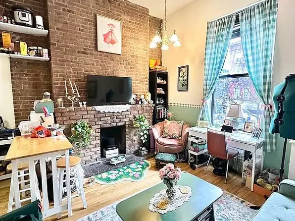 67 West 73rd Street image 1 of 11