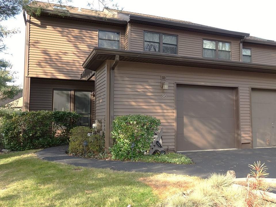 1st image of 36 Brooke Hollow Court