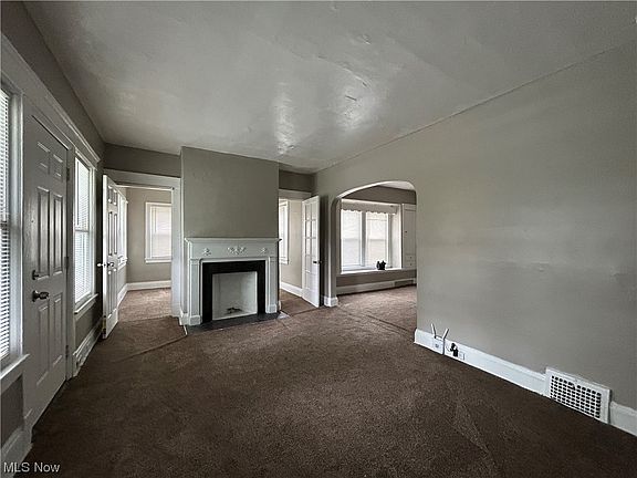 2nd image of 439 E 123rd St