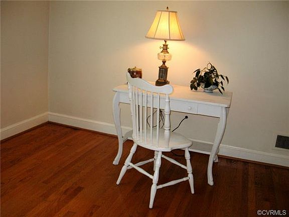 5th image of 1511 Baysdale Ln