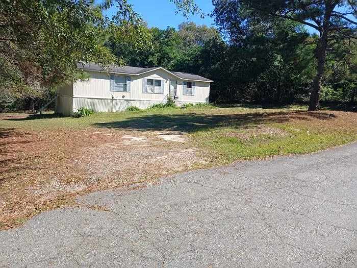 3 bed, 2.0 bath, $1,100 — Photo 4