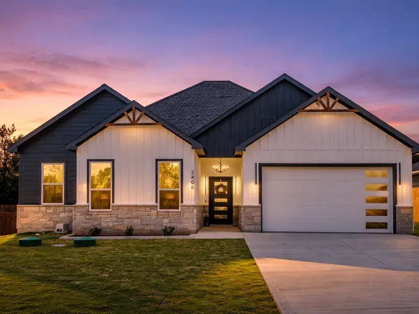 2406 Beverly Dr, Granbury, TX 76048