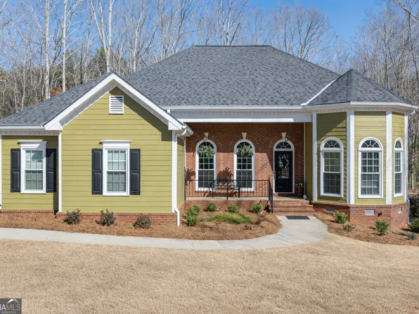 1201 Dove Creek Cir, Winder, GA 30680