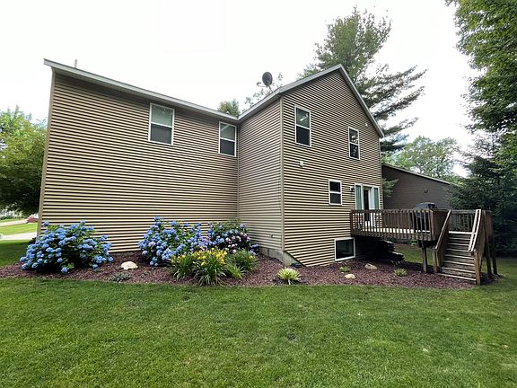 3rd image of 13311 Stoneway Ct