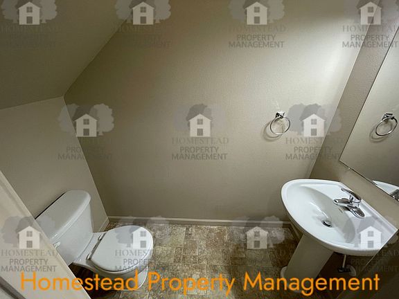 4th image of 400-468 S Catron St #448