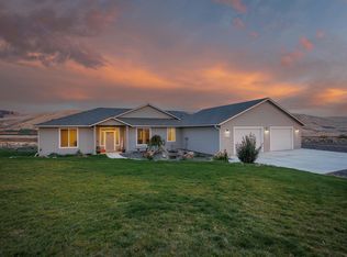 56921 360th Grn, Benton City, WA 99320
