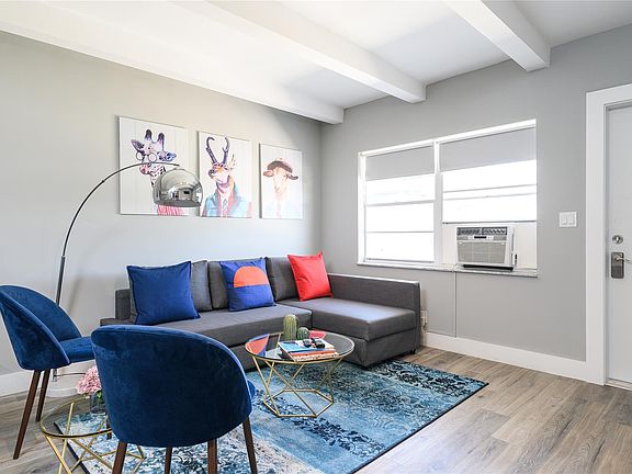 5th image of 1020 N Victoria Park Rd #24